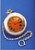 HERRENTASCHENUHR SOGENANNTE BAUERNTASCHENUHR, GR. AUSF., D. CA. 63 MM, 800ER SILBER, RäNDER RELIEFIERT, EMAILBL. M. L. KRATZSP., BODEN ...