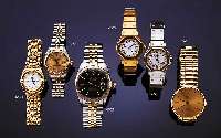 ROLEX HERRENARMBANDUHR DATEJUST OYSTER PERPE- TUAL, REF.-NR. 1603, SCHWEIZ UM 1965, BODEN U. GOLDKRONE GESCHR., BEI FERTIGST. WASSERD., LüNETTE U. ...