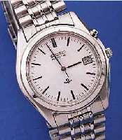 SEIKO HERRENARMBANDUHR KINETIC, JAPAN UM 1995, EDELST., EDELST.-BAND, MINERALFLACHGL., ORIG.-ETUI, PAPIERE, GARANTIEKARTE, BODEN GESCHR., ...