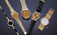 GENEVE HERRENGOLDBANDUHR, SCHWEIZ UM 1972, GG 750/000-GEH. INCL. GG-BAND, MASSIVE, SCHWERE AUSF., BODEN GEDR., RUNDANKERW., ...