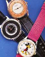 KONVOLUT: 4 ARMBANDUHREN, UNGETR. LAGERW., DAVON 2X MICKEY MOUSE (1X CHINA, 1X FRANK- REICH), BEIDE MECHANISCHE AUFZUGSWERKE, METALLVERCHR., 2X ...