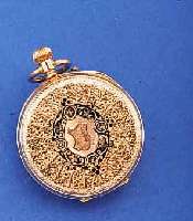 DAMENTASCHENUHR, SCHWEIZ/DEUTSCHLAND UM 1885, GG 585/000, BODEN TEILW. SCHW. EMAILL., MONOGR.-SPIEGEL FREI, PERF. EMAILBL., ORIG.- ZEIGER, ...