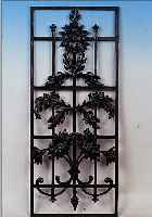 ZIERGITTER, UM 1900, GUßEISEN, FLORALE DARSTELLUNG, 100 X 42 CM