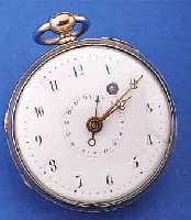 SPINDELHERRENTASCHENUHR MIT DATUMANZEIGE, SCHWEIZ UM 1835, NICKEL, GEW. EMAILBL. IM AUFZUGBER. BESCH., VERG. PLATINENW., ANTRIEB üBER KETTE ...