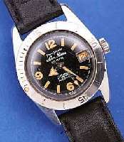 MARC NICOLET DAMENTAUCHERUHR SKIN DIVER, SCHWEIZ UM 1958, EDELST., BODEN GESCHR., LüNETTE M. 60ER TEILUNG BEIDS. DREBH., KON- ...