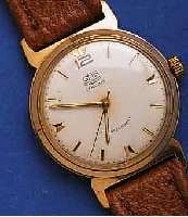 KONVOKONVOLUT: 2 GUB HERRENARMBANDUHREN, DEUTSCH- LAND UM 1967, BEIDE VERSCH. DESIGNS, BEIDE KAL. 70,1, METALL HARTVERG., EDELST.-BÖDEN GEDR., ...