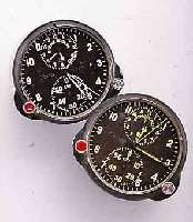 KONVOLUT: 2 EINBAUBORDCHRONOGRAPHEN FüR FLIE- GER, SOWJETUNION, BEIDE MULTIFKT. (ZWEITZEITSTOPPBEREITSCHAFTSANZ., 60-MIN.-STOPPZäHLER, ETC.), ...