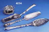 KONVOLUT 3 TORTENHEBER, 1835-1870, SILBER, Z.T. BES.-MONOGR., REICH ZISELIERT UNDPUNZIERT, Z.T. FEIN NACHGESTOCHEN, PUNZEN, ...