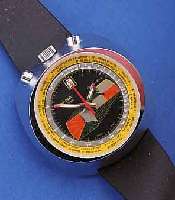 SORNA ARMBANDCHRONOGRAPH, SCHWEIZ UM 1972, UNGETR., METALL HARTVERCHR., EDELST.-BODEN GESCHR., KAUTSCHUKBAND, NEUTR. ETUI, MINERAL- FLACHGL., ...