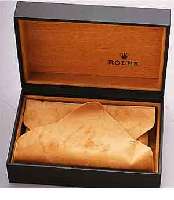 ROLEX ORIGINAL-ETUI, GRüNES LEDER AUF HOLZ- KORPUS, NEUWERTIG, CA. 14.3 X 10 X 5 CM