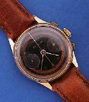 TIXOR ARMBANDCHRONOGRAPH, SCHWEIZ UM 1946, ROSE-G. 750/000, BODEN U. GLASR. GEDR., METALLCUV. ZUR ARMIERUNG, TEILW. KUPFERFARB. ORIG.-BLATT, ...
