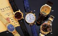 CHRONOSWISS HERRENARMBANDUHR 5-MINUTENREPETI- TION AUTOMATIK, SCHWEIZ UM 1995, METALL HARTVERG., BEIDS. MINERALVERGL., EMAILFARB. ...