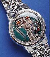 BULOVABULOVA HERRENARMBANDUHR ACCUTRON, EDELST., EDELST.-BAND ORIG., SCHWEIZ UM 1967, WENIG GEN., BATTERIEFACH U. ZEIGERST. AM GEH.-BODEN ...