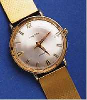 CROTONCROTON HERRENARMBANDUHR AUTOMATIK, SCHWEIZ/ USA UM 1965, GG 585/000-GEH., EINSCHALENAUSF., GET. A-WELLE, BEI FERTIGST. WASSERGESCH., NEUTR. ...