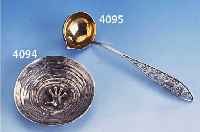 SAUSAUCENKELLE, NORDDEUTSCH UM 1810, SILBER, GRIFF MIT FILIGRANARBEIT, MONOGR., INNEN- VERGOLDET, L. CA. 20 CM