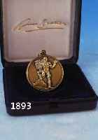 BREKBREKER, ARNO, 1900-1991, MÄNNLICHER AKT, BRONZEMEDAILLE GEHENKELT, RS. BEZ.: DIE ZUKUNFT IST HEUTE, D. CA. 2,6 CM
