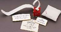 REICHHREICHHALTIGES KONVOLUT UHRENSTÄNDER U. WERBE- MATERIAL, BESTEHEND AUS 10 OMEGA UND 1 ROLEX UHRENSTÄNDER, 5 OMEGA TASCHENMESSERN IN ...