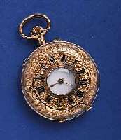 KONVOLUT:KONVOLUT: 2 DAMENANHÄNGEUHREN, SCHWEIZ FÜR DEN DTSCH. MARKT UM 1905, 1X HALBSAVONETTE, AUßEN-STD.-ZEICHEN SCHW. EMAILL., SAVONETTE- ...