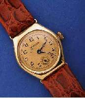 ZENTRA/BITTLINGMEYER DAMEN/HERRENARMBANDUHR, GG 585/000, DEUTSCHLAND UM 1936, SCHARNIER- BOD., AUFWENDIG VERG. BL. IM KARO-DESIGN,ORIG. GEBL. ...