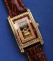 CREDIT CREDIT SUISSE GOLDBARREN DAMENARMBANDUHR, SCHWEIZ, UNGETR. UM 1995, METALL, RECT.-FORM, HARTVERG., EDELST.-BODEN GEDR., HIGH-TECH- ...