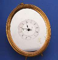 TISCHÜHRCHEN, FRANKREICH UM 1820, M. EINGE- BAUTEM SPINDELWERK V. ROMILLY A PARIS, NR. 6623, MESSING, SPIEGELZIFFERBL. Z.T. REST., ZEIGER ERS., ...
