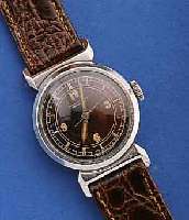 KONVOLUT: 2 HERRENARMBANDUHREN SCHWEIZER PRODUKTION, BEIDE EDELST.BOD. GESCHR., BEI FERTIGST. WASSERGESCH., 1X MOVADO, UM 1940, KAL. 150, ...
