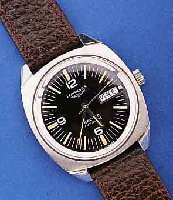 LONGINES HERRENARMBANDUHR REKORD, AUTOMATIK, EDELST.BOD.GESCHR., BEI FERTIGST.WASSERD., F. FRANZ.MARKT, UM 1969, KONTRASTZIFFERBL., TAG U.DAT., ...