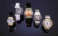 CHOPARD DAMENGOLDUHR DESIGNERMODELL, GG 750/000 MASSIV INCL. ORIG.-BAND M. GG 750/000- STIFTSCHL., SAPHIRFLACHGL., AN DEN BANDANST. M. RUBINBES., ...