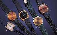 VACHERON & CONSTANTIN HERRENARMBANDUHR, SCHWEIZ UM 1965, GG 750/000, FLACHE GESAMTAUS- F., SAPHIRFLACHGL., BODEN GEDR., BLATT REST., RUNDANKERW., ...