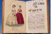 PETIT COURRIER DES DAMES, JOURNAL DE MODES LONDON, 2 BÄNDE, BAND 40 UND 41 MIT JE 48 MODESTICHEN, HALBLEDEREINBAND, ALTERSSPUREN