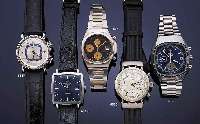 BMW ARMBANDCHRONOGRAPH, WERBEUHR, GLEICH- NAMIGER AUTOFIRMA, SCHWEIZ UM 1997, BEIDS. SAPHIRVERGL., MATT. EDELST.GEH. M. BETONTEN BANDANSTÖßEN, ...