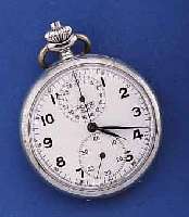 HEUER HERRENTASCHENUHRCHRONOGRAPH, SCHWEIZ UM 1950, METALL, HART VERCHR., ALTERSBED. BER. , EMAILBL. FEINHARRIS., 30 MIN.-STOPPZÄHLER, 17 ST., ...