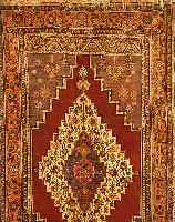TÜTÜRKAI.CA 318 X 170 CM. .EHZ 4. WOLLE AUF WOLLE.UM 1920.