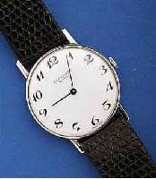 KONVOLUT: 2 HERRENARMBANDUHREN, VERSCH. FERTIGUNGSZEITEN U. PRODUKTIONSZIELE, 1X BONARD, FLACH, EDELST., EMAILFARB. KONTRAST- ZIFFERBL., ...