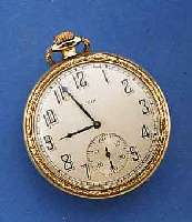 ELGIN HERRENTASCHENUHR, USA UM 1923, METALL, GG-AUFL. BER., MONOGR. CCP, BL. VERS., STD.- ZEICHEN M. SCHATTENEFFEKT, GEBL. STILFORM- ZEIGER, 7 ST., ...