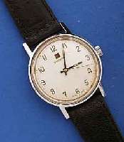 KONVOLUT: 2X ZENITH HERRENARMBANDUHREN, SCHWEIZ UM 1968, BEIDE EDELST., BÖD. GESCHR., LEDERBD., BEI FERTIGST. WASSERGESCH., VERSCH. KONZEPTE, 1X ...