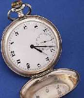 HERRENTASCHENUHR, SAVONETTE, TULASILBER (800), SCHWEIZ/DEUTSCHLAND UM 1924, STREIFEN- DEK., VERSCHL. MONOGR. AR, EMAILBL., GEBL. STAHLFORMZEIGER, ...
