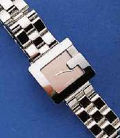 GUCCI DESIGNERDAMENARMBANDUHR, EDELST. POL. INCL. EDELST.-BAND M. DOPPELTER, UNSICHTB. SICHERHEITSFALTSCHL., ORIG.-ETUI, PAPIERE, GARANTIEKARTE ...