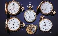 OMEGA TASCHENCHRONOGRAPH, SCHWEIZ/FRANKREICH UM 1920, GG 750/000 GEH., INNEN ROT 13-24, 15- MIN-STOPPZÄHLER, GOLDCUV., VERG. 2/3 PLATINEN- WERK, 15 ...