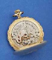 WALTHAM KLEINE TASCHENUHR, SAVONETTE, USA UM 1896, METALL, STARKE RG-AUFLAGE, BLÜTENDEKOR BER., RAND GEWELLT, 2-TEIL. EMAILBL. SIGN., ...