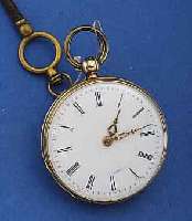 KONVOLUT: 2 DAMENTASCHENUHREN, SCHWEIZ UM 1880, BEIDE SCHLÜSSELAUFZUG, BEIDE SCHLÜSSEL ANBEI, 1X 18 CT. GG, AUF BOD. GEBÄUDEGRAV., EMAILBL. ...