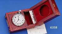 POLJOT BEOBACHTUNGSUHR, RUSSLAND UM 1992, 3- TEILIGER HOLZKASTEN, WOHL LAGERBEST., ORIG. PAPIERE, UHR-NR. 21270, KAL. 53303, 22 ST., METALLGEH. ...