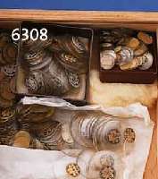 KONVOLUT: CA. 300 MINERALUHRENGLÄSER, UNSORT. GRÖßEN VON CA. 140 BIS CA. 425, TEILW. LEICHTE FEHLER, MEIST VOLL VERWENDB., MEIST. RÜCKS. ...
