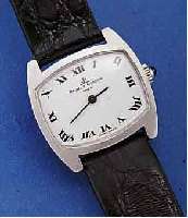 BAUME & MERCIER DAMENARMBANDUHR, SCHWEIZ UM 1978, EDELST. MATT., BOD. AUFGEDR., EMAILFARB. KONTRASTZIFFERBL., SCHMUCKKRONE, LEDERBD., ...