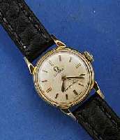 KONVOLUT: 2 DAMENGOLDUHREN, SCHWEIZ UM 1963, 1X OMEGA LADYMATIC, GG 750/000, 17 ST., ZEN- TRALROTOR M. EXCENTERMECH., KAL. 455, KIFF- STOßS., ...