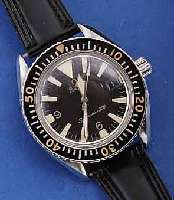 OMEGA HERRENTAUCHERUHR, SEAMASTER 300, AUTOMA- TIK, EDELST., BOD. GESCHR., BEI FERTIGST. WASSERD. BIS CA. 300 M, ORIG. KONTRASTZIFFER- BL., LÜN. ...