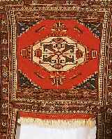 PFERDEDECHE.SHAHSAWAN,PERSIEN.CA 105 X 106 CM. .EHZ 2.CA 40 JAHRE.
