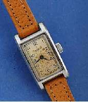 ETERNA DAMENARMBANDUHR, FRÜHE WASSERD. AUSF. , SCHWEIZ UM 1940, EDELST., STÜLPGEH., BOD. GEG. OBERTEIL 4-FACH VERSCHR., EINLEGEGL., GET. A-WELLE, ...