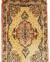 KACHMAR,PERSIEN CA 140 X 85 CM..FLOR WOLLE MIT SEIDE.EHZ 2.CA 10 JAHRE.