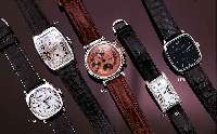 IWC HERRENARMBANDUHR AUTOMATIK, EDELSTAHL, BODEN M. BAJONETTE-VERSCHL., AB HERST. WAS- SERD., SAPHIRFLACHGL., BLAU-GRAUES BLATT, ZENTRALSEK., ...